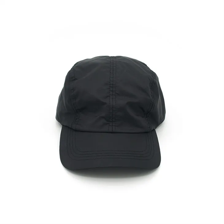 قبعات بوليستر سوداء