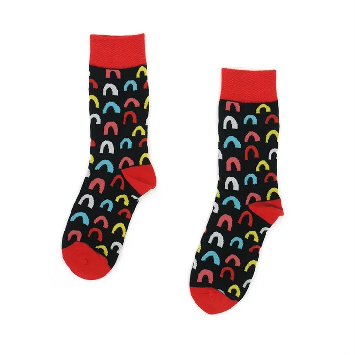 جوارب ملونة