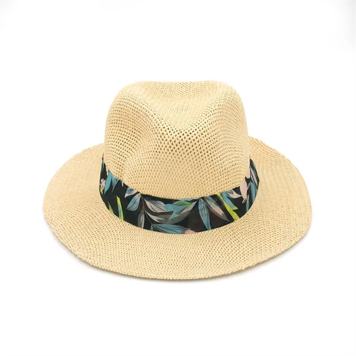 قبعات ورقية كروشيه