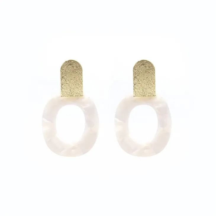 أقراط المجوهرات