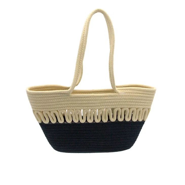 حقيبة خياطة